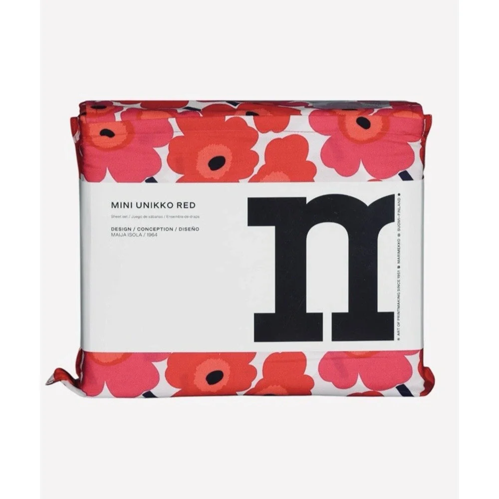 Marimekko Mini Unikko Red Queen Sheet Set NWT